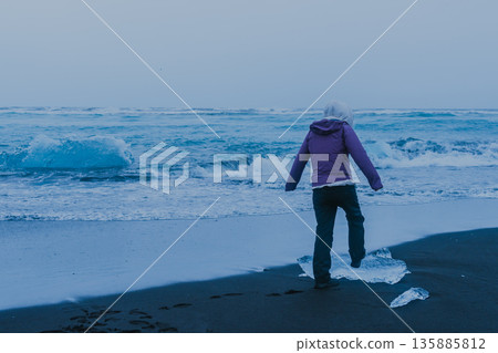 Glacial lake in southern Iceland 135885812