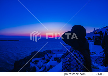 Beautiful resort hotel in Santorini 135886036