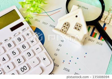 House model, calculator and business graph data House model, calculator and business graph data 135886094