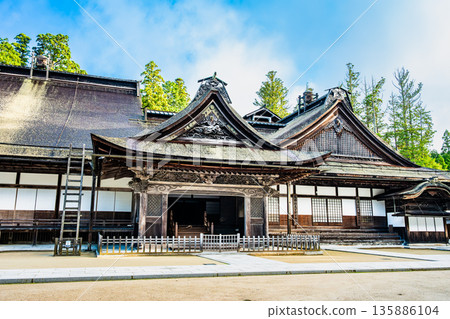 高野山金剛峰寺主殿和正門 高野山金剛峰寺主殿和正門 135886104