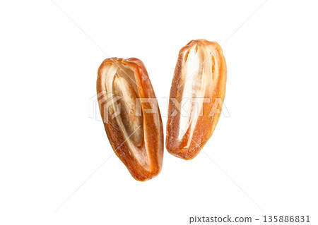 Delicious dates perfect for snacking during Ramadan, isolated, PNG Delicious dates perfect for snacking during Ramadan, isolated, PNG 135886831