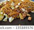 牛排丁炒麵 135889376
