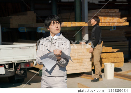 Men working in the construction industry 135889684