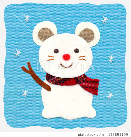 可愛的雪人老鼠貼花插圖/淺藍色背景 135891109