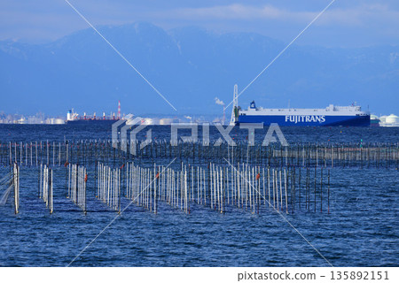 從常滑市大野町眺望伊勢灣 135892151