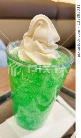 Melon soda float 135893031