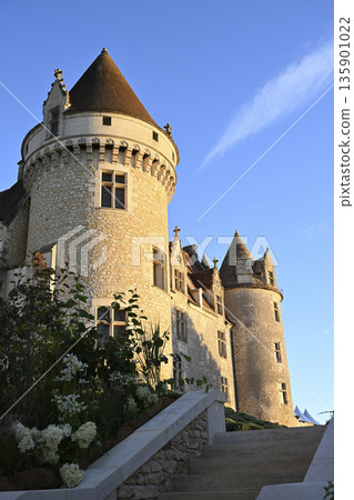 FRANCE, DORDOGNE, PERIGORD NOIR, CASTELNAUD-LA-CHAPELLE, CHATEAU DES MILANDES,  135901022