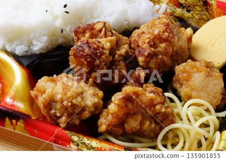 Fried chicken lunch 135901855