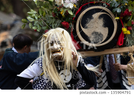 [Niigata Prefecture_Sado_Ondeko] Sado Island where demons dance 135904791