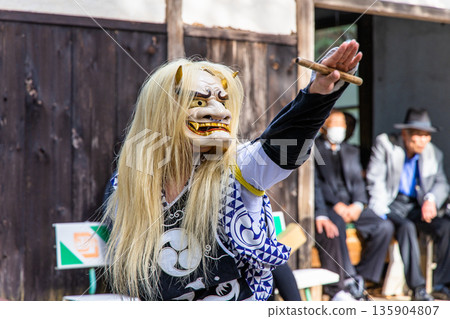 [Niigata Prefecture_Sado_Ondeko] Sado Island where demons dance 135904807