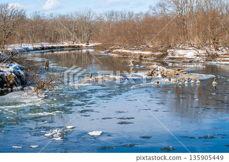 The meandering Kushiro River and the Arekinai River meet 135905449