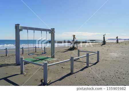 【千葉縣】九十里海灘一宮海灘的白色鞦韆 【千葉縣】九十里海灘一宮海灘的白色鞦韆 135905982