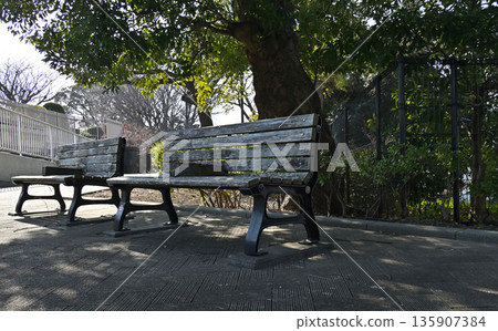 A place surrounded by greenery with benches that will make you want to take a deep breath A place surrounded by greenery with benches that will make you want to take a deep breath 135907384
