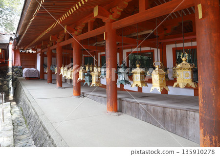 奈良縣奈良市春日野町春日大社 奈良縣奈良市春日野町春日大社 135910278
