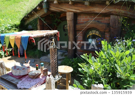 Scenery of Hobbiton [Matamata, New Zealand] 135915939