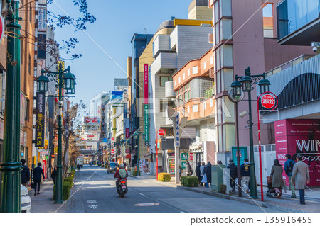 立川都市景觀南出口鈴蘭街 WINS 投注櫃檯 立川都市景觀南出口鈴蘭街 WINS 投注櫃檯 135916455