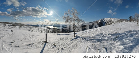 從真琴山到屈斜路湖,雪景美不勝收 從真琴山到屈斜路湖,雪景美不勝收 135917276