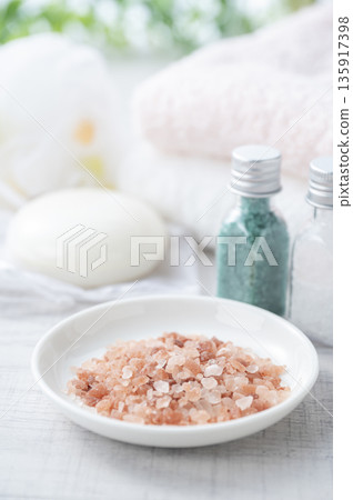 Bath salt Bath salt 135917398