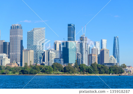 雪梨環形碼頭的美麗景色 135918287