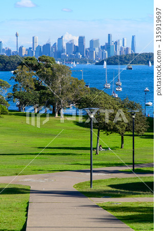 澳洲雪梨附近一個靜謐公園的美景 135919697
