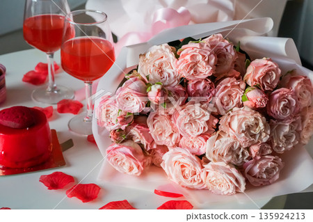 Close Up of Pink Roses Bouquet Close Up of Pink Roses Bouquet 135924213