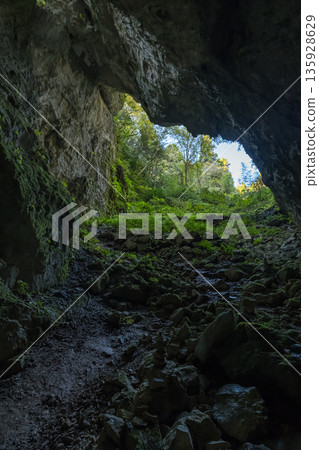 The second gate of Rashomon, a huge natural bridge and limestone cave in Kusama, Niimi City, Okayama Prefecture, Japan 135928629