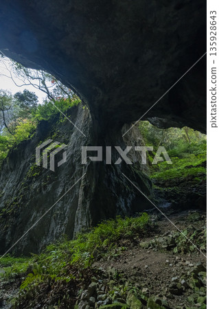 The second and third gates of Rashomon, a huge natural bridge and limestone cave in Kusama, Niimi City, Okayama Prefecture, Japan The second and third gates of Rashomon, a huge natural bridge and limestone cave in Kusama, Niimi City, Okayama Prefecture, Japan 135928643