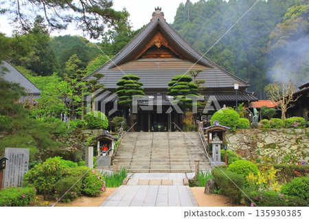Rurikoji Temple Main Hall (Yamaguchi City) Rurikoji Temple Main Hall (Yamaguchi City) 135930385