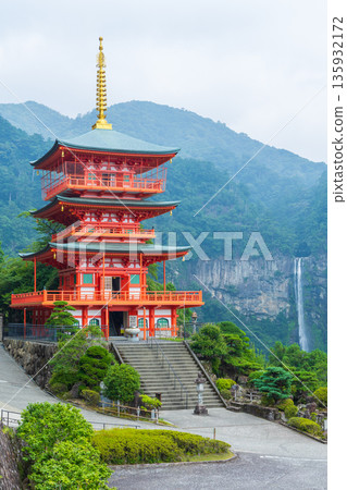 Summer World Heritage Site: Seiganto-ji Temple, Three-story Pagoda and Nachi Falls 135932172