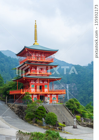 夏季世界遺產:青巖寺、三重塔和那智瀑布 夏季世界遺產:青巖寺、三重塔和那智瀑布 135932173