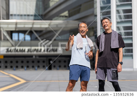Senior man enjoying sports 135932636