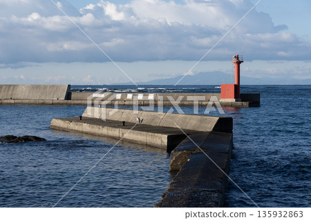 Lighthouse and breakwater at Nagata Port in Miura City, Kanagawa Prefecture 135932863