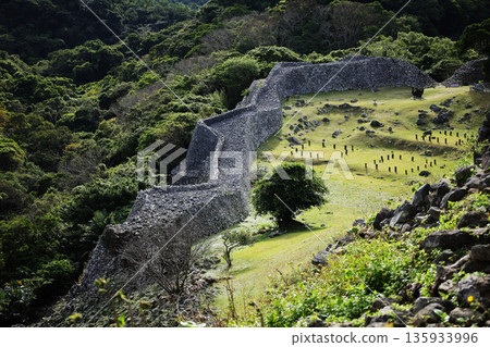 今歸仁城,沖繩世界遺產之一 今歸仁城,沖繩世界遺產之一 135933996