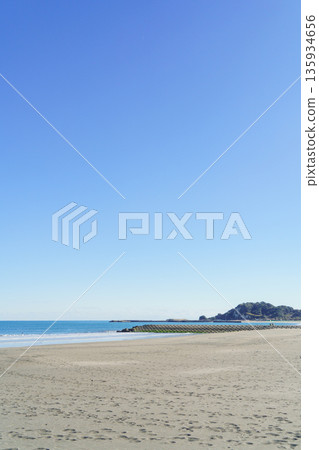 【千葉縣】從九十九里海灘的釣崎海灘眺望台東地區 【千葉縣】從九十九里海灘的釣崎海灘眺望台東地區 135934656