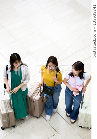 A Trip for Three Women _■Photography cooperation: Kansai International Airport (KIX) A Trip for Three Women _■Photography cooperation: Kansai International Airport (KIX) 135935241