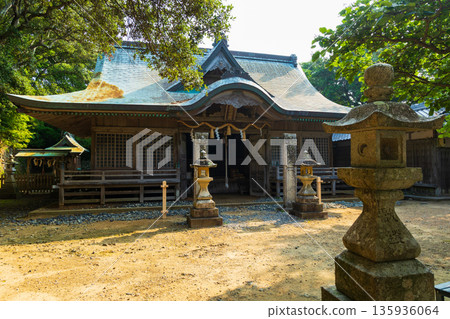 Summer in Kushimoto Town, Wakayama Prefecture, the southernmost tip of Honshu, Shiomisaki Shrine, Shionomisaki Cape Summer in Kushimoto Town, Wakayama Prefecture, the southernmost tip of Honshu, Shiomisaki Shrine, Shionomisaki Cape 135936064