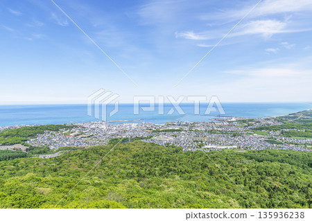 北海道紋別市-初夏的紋別市街景 北海道紋別市-初夏的紋別市街景 135936238