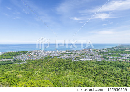 北海道紋別市-初夏的紋別市街景 北海道紋別市-初夏的紋別市街景 135936239