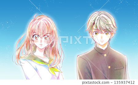 身著水手服的女學生和身著校服的男學生，充滿動力，藍天白雲 135937412