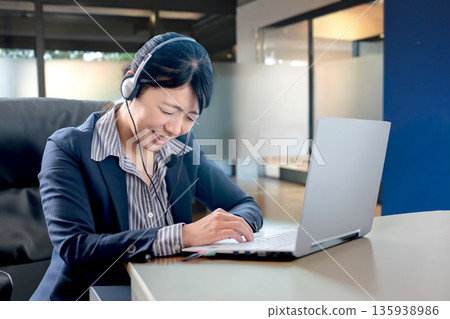 A tough operator 135938986