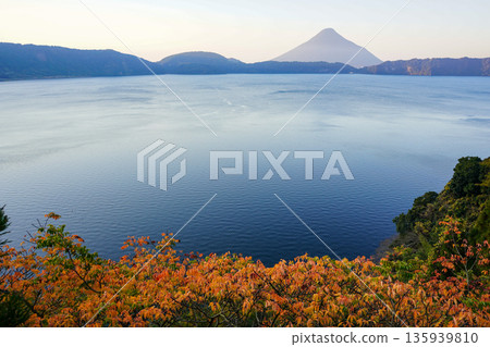 Mount Kaimon and Lake Ikeda, Ibusuki City, Kagoshima Prefecture 135939810