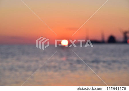 Image of the first sunrise of the year over Ise Bay, Tsu City, Mie Prefecture 135941576