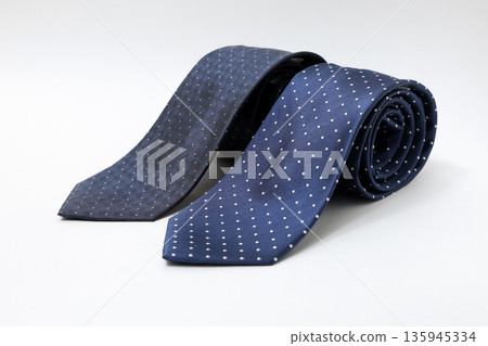Tie, jacket, suit, outerwear, men's, gentleman, men's clothing, clothing, clothes, clothing, shirt Tie, jacket, suit, outerwear, men's, gentleman, men's clothing, clothing, clothes, clothing, shirt 135945334