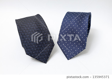 Tie, jacket, suit, outerwear, men's, gentleman, men's clothing, clothing, clothes, clothing, shirt Tie, jacket, suit, outerwear, men's, gentleman, men's clothing, clothing, clothes, clothing, shirt 135945371