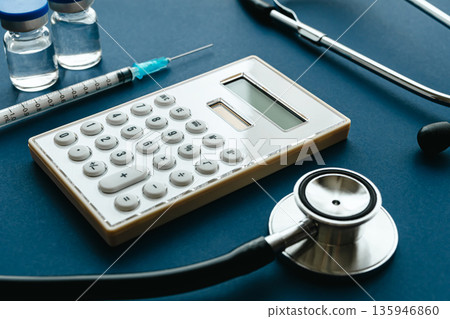 醫療費用圖片 醫療費用圖片 135946860