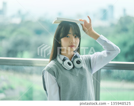 高中女生肖像 高中女生肖像 135948525