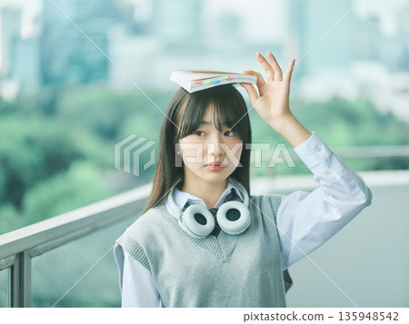 高中女生肖像 高中女生肖像 135948542
