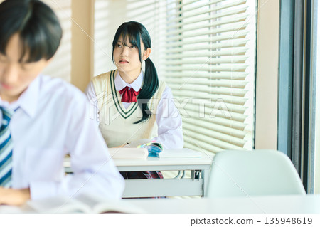 預備學校上課 135948619