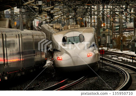 Running through Japan's main artery!! Tokaido Shinkansen N700S ~ At Maibara Station Running through Japan's main artery!! Tokaido Shinkansen N700S ~ At Maibara Station 135950710