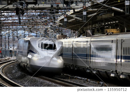 Running through Japan's main artery!! Tokaido Shinkansen N700S ~ At Maibara Station Running through Japan's main artery!! Tokaido Shinkansen N700S ~ At Maibara Station 135950712